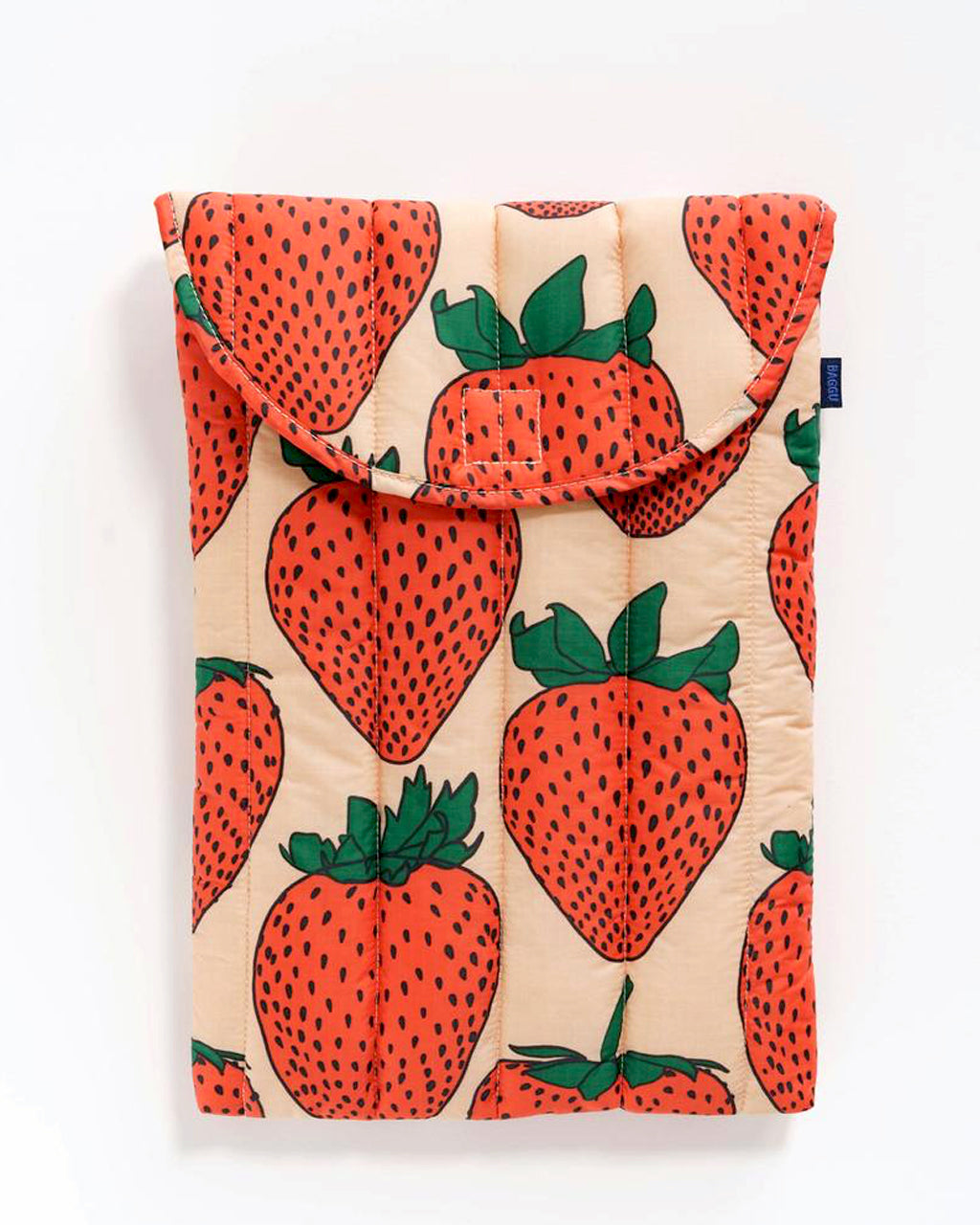 Baggu Puffy Laptop Sleeve 16in | Strawberry