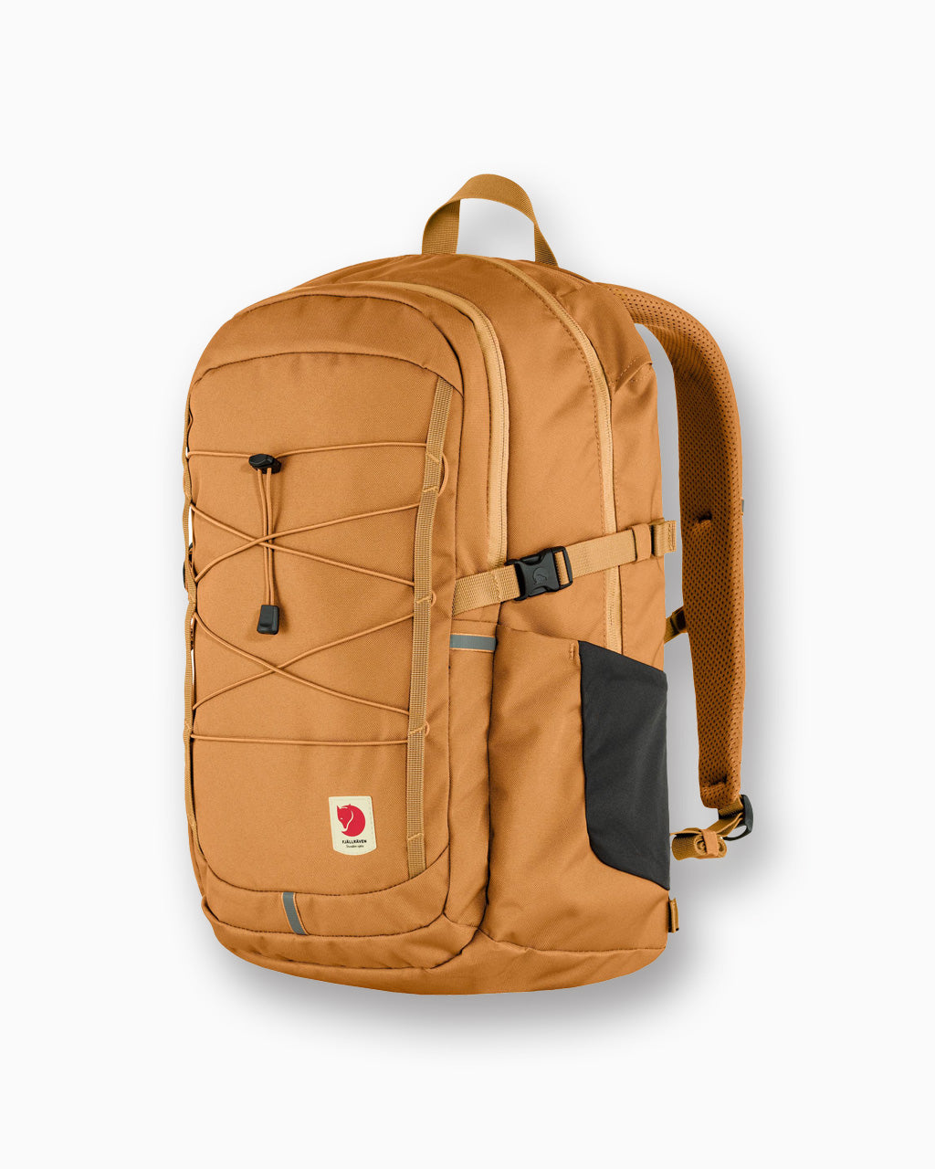 Front view of the Fjallraven SKULE 28 Backpack