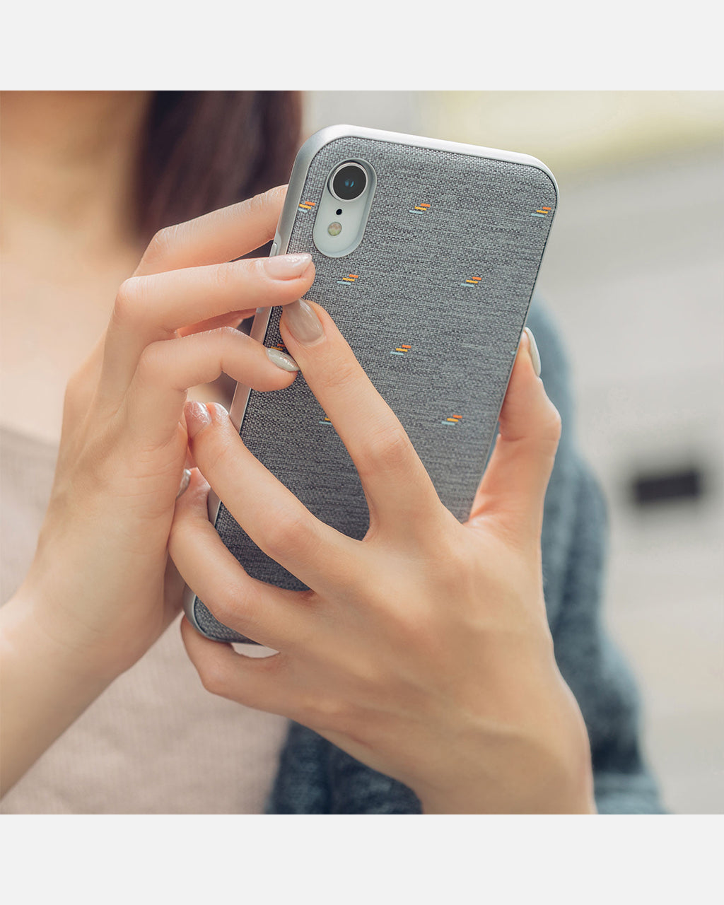 Moshi Vesta Slim Hardshell Phone Case for iPhone XR