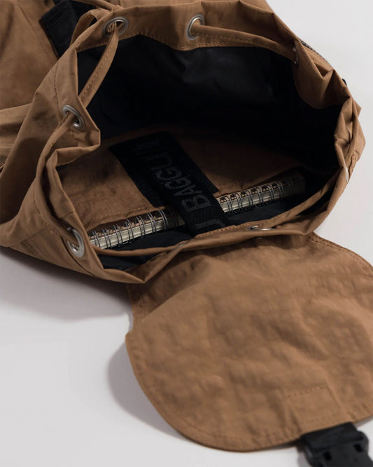 Interior laptop sleeve of Baggu Sport Backpack