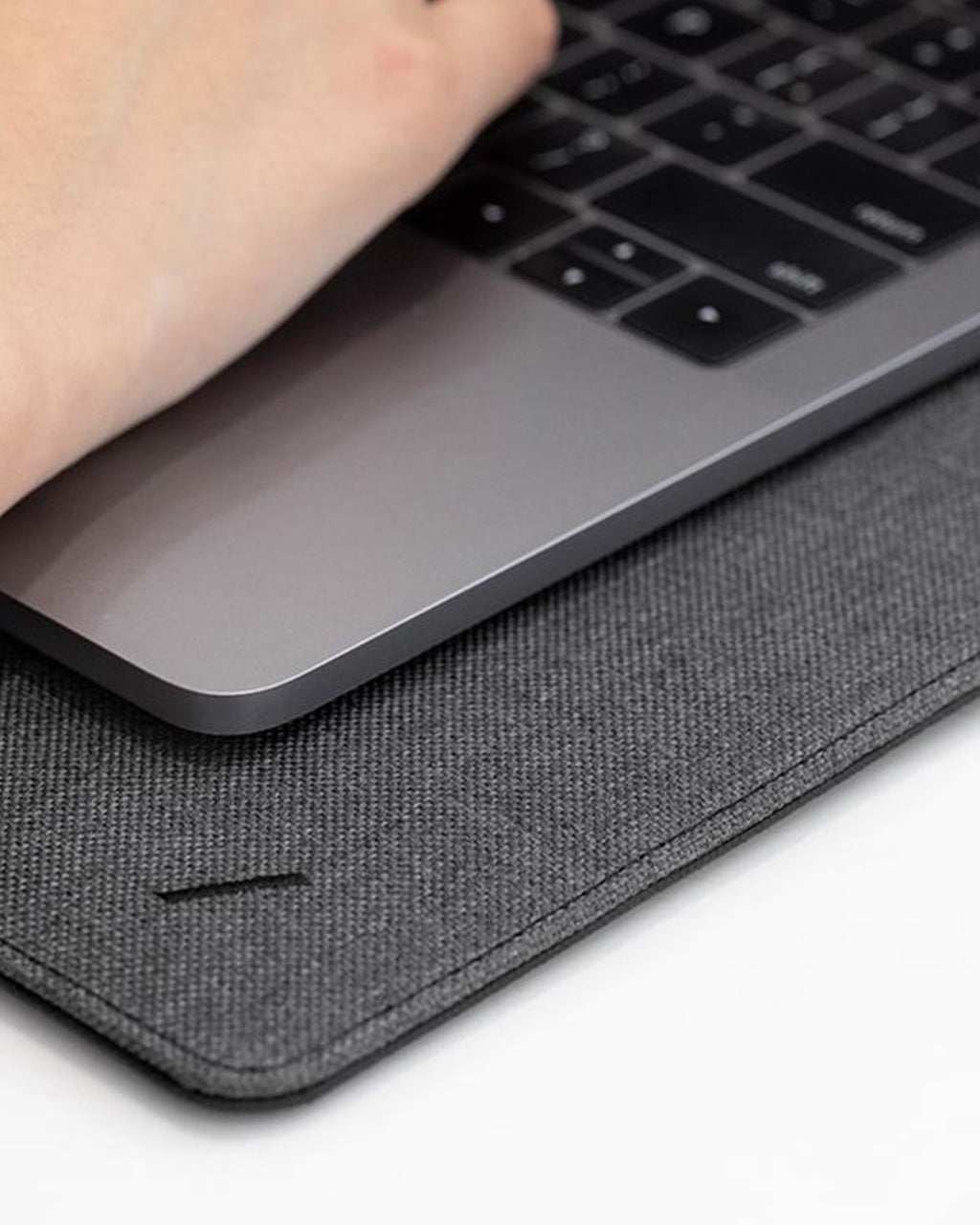 Native Union Stow Slim MacBook Sleeve 13 | Slate